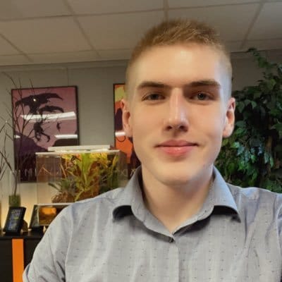 AbleGamers Team member A head and shoulders headshot of Vinny